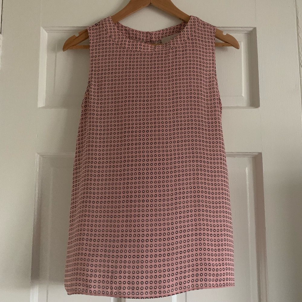 LOFT Sleeveless Blouse